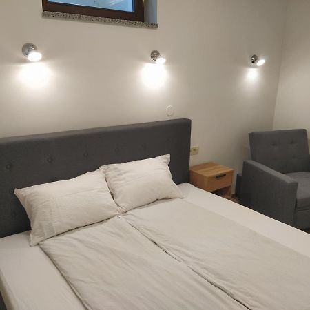 Apartmaji Maln Dolenjske Toplice Bagian luar foto