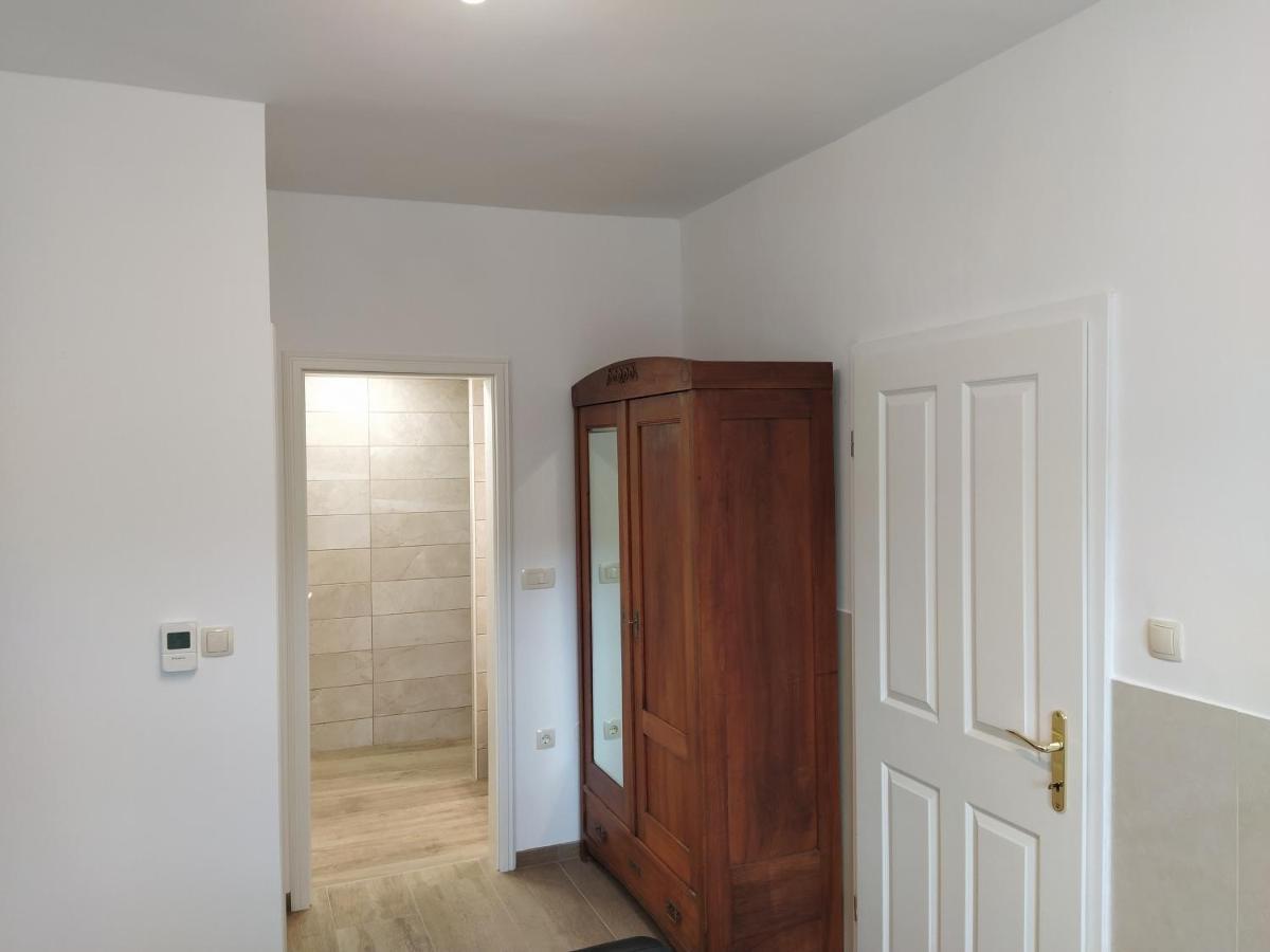 Apartmaji Maln Dolenjske Toplice Bagian luar foto