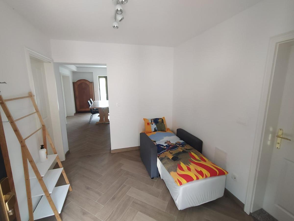 Apartmaji Maln Dolenjske Toplice Bagian luar foto