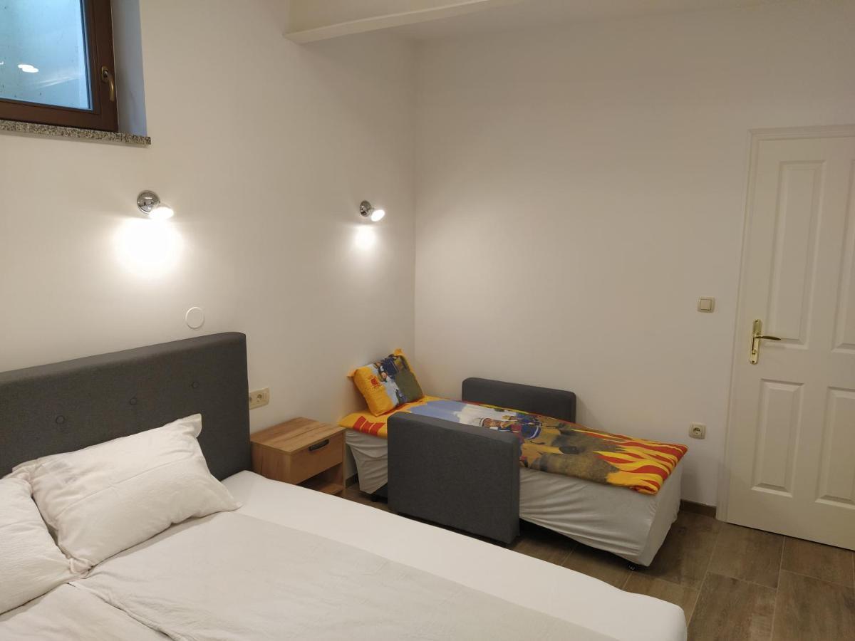Apartmaji Maln Dolenjske Toplice Bagian luar foto