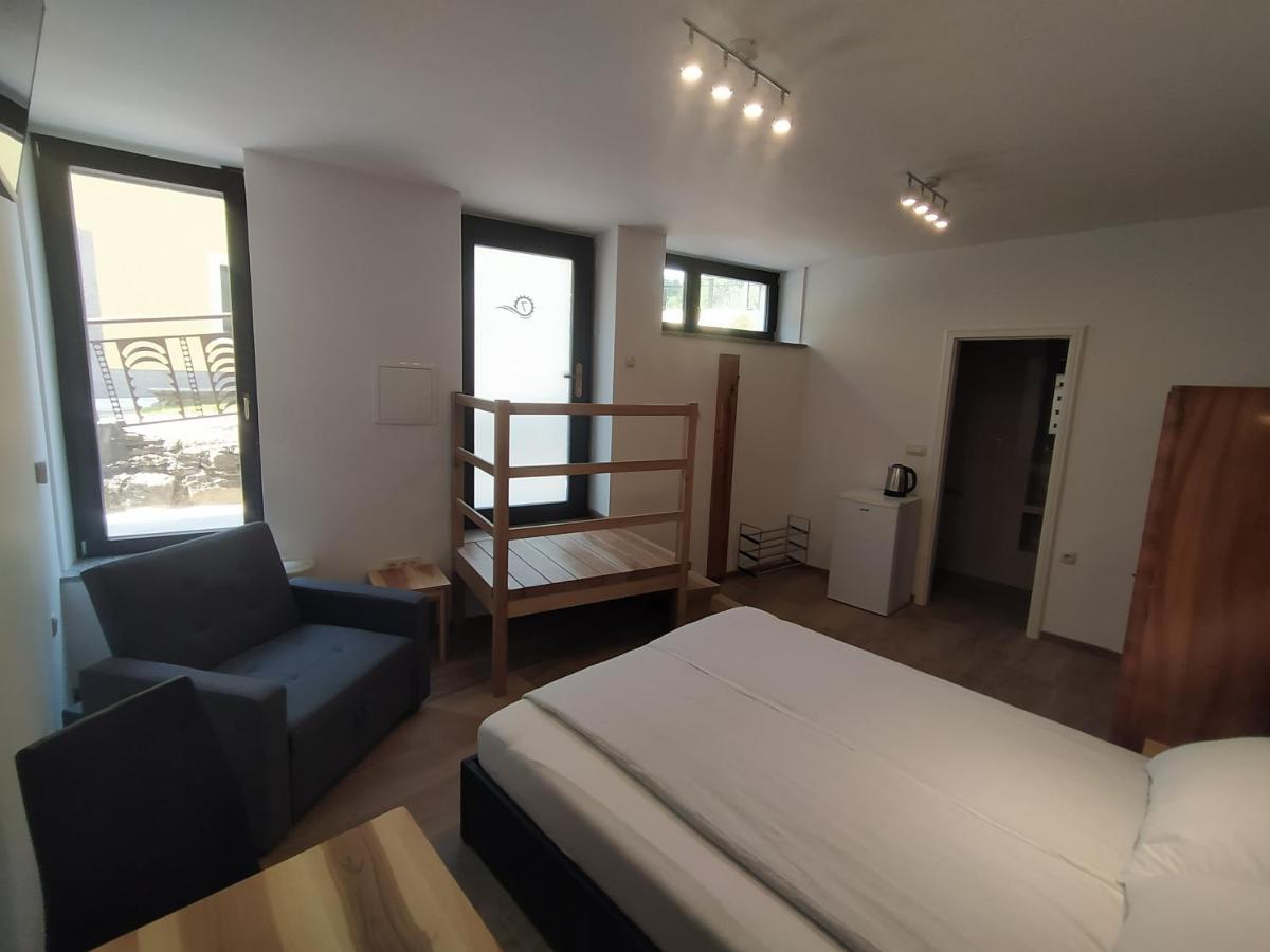 Apartmaji Maln Dolenjske Toplice Bagian luar foto